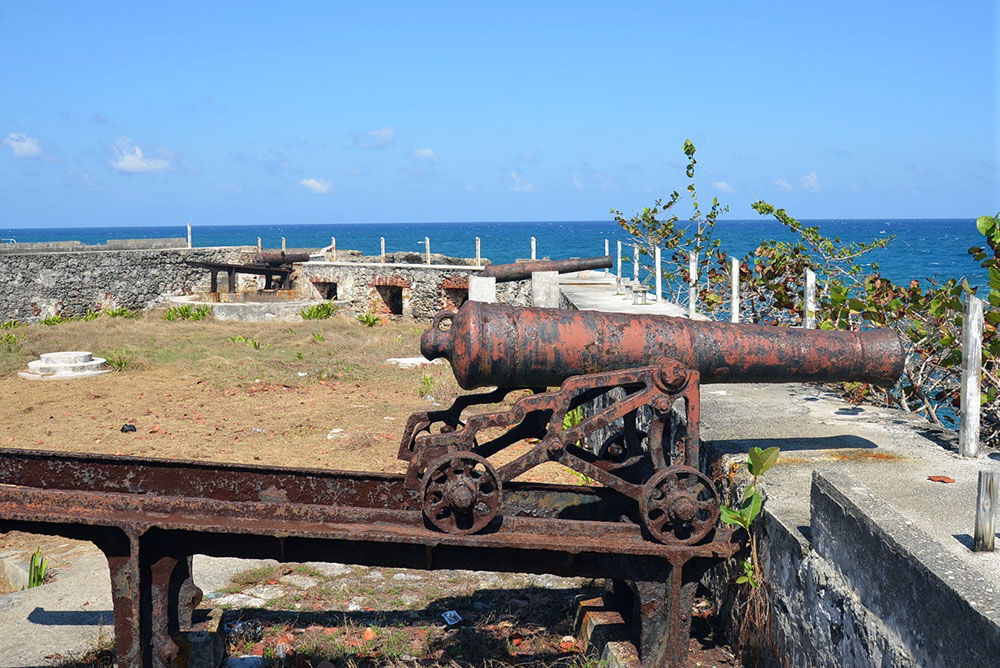 Fort Charlotte Lucea - Irie Zayne Taxi and Tours Jamaica - www.iriezaynetaxiandtoursjamaica.com - www.IrieZayneTaxiAndToursJamaica.net