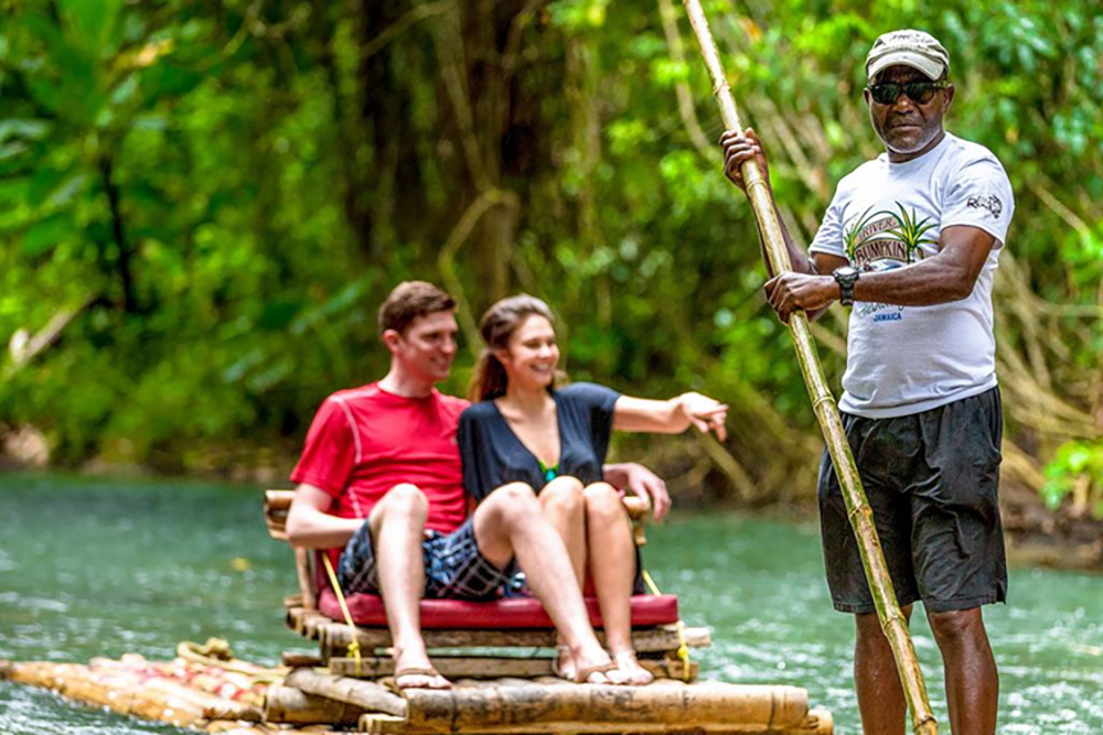 Martha Brae Rafting - Irie Zayne Taxi and Tours Jamaica - www.iriezaynetaxiandtoursjamaica.com - www.iriezaynetaxiandtoursjamaica.net