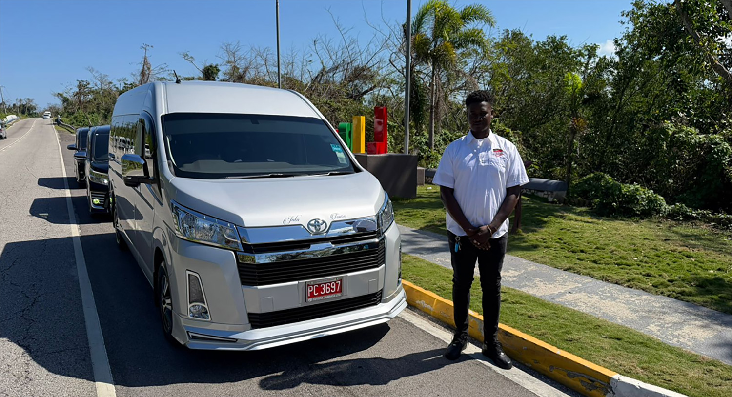 Kenroy Ambersley of Irie Zayne Taxi and Tours Jamaica - www.iriezaynetaxiandtoursjamaica.com - www.iriezaynetaxiandtoursjamaica.net